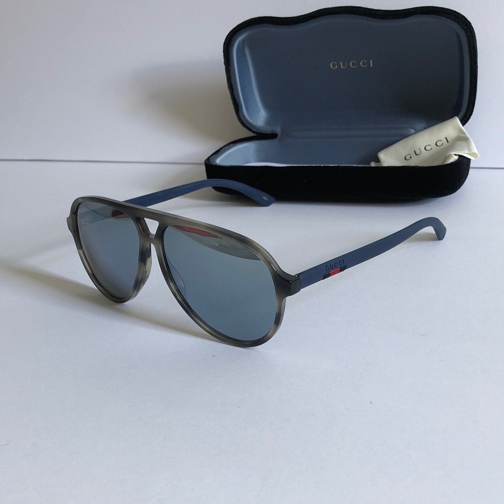 New Authentic Gucci GG0423s 010 Blue-Gray Gradient Aviator Sunglasses - Picture 3 of 15